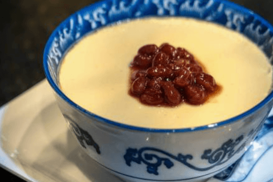 C6. Brown Sugar Steamed Eggs with Milk 焦糖鲜奶炖蛋