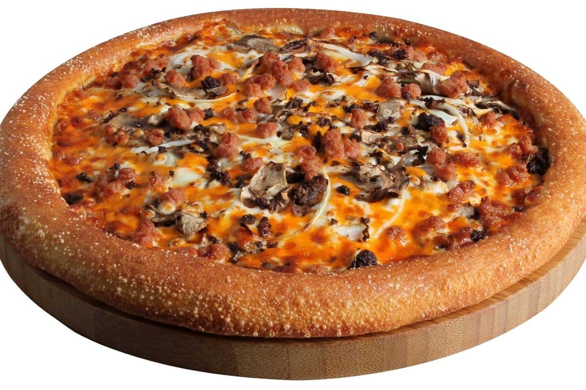 10" Chipotle Cheeseburger (First Pizza)