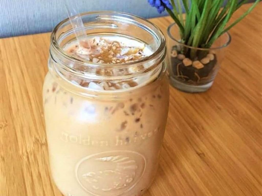 Iced Caramel Macchiato