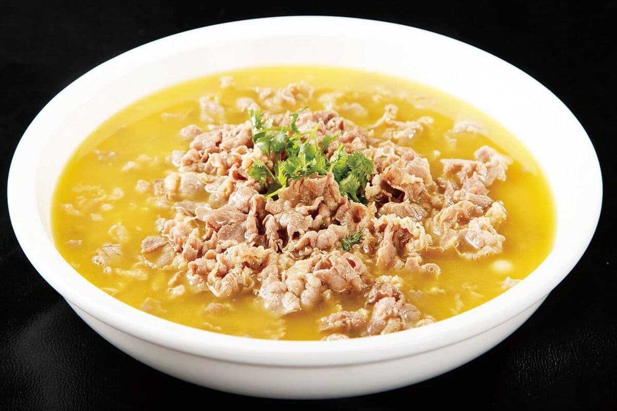 6. Beef in Golden Soup(金汤肥牛)