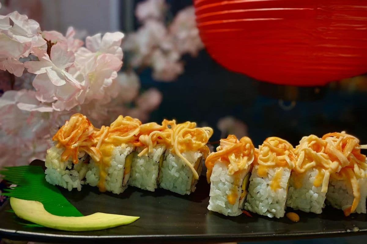 7. Volcano Roll (8pcs)