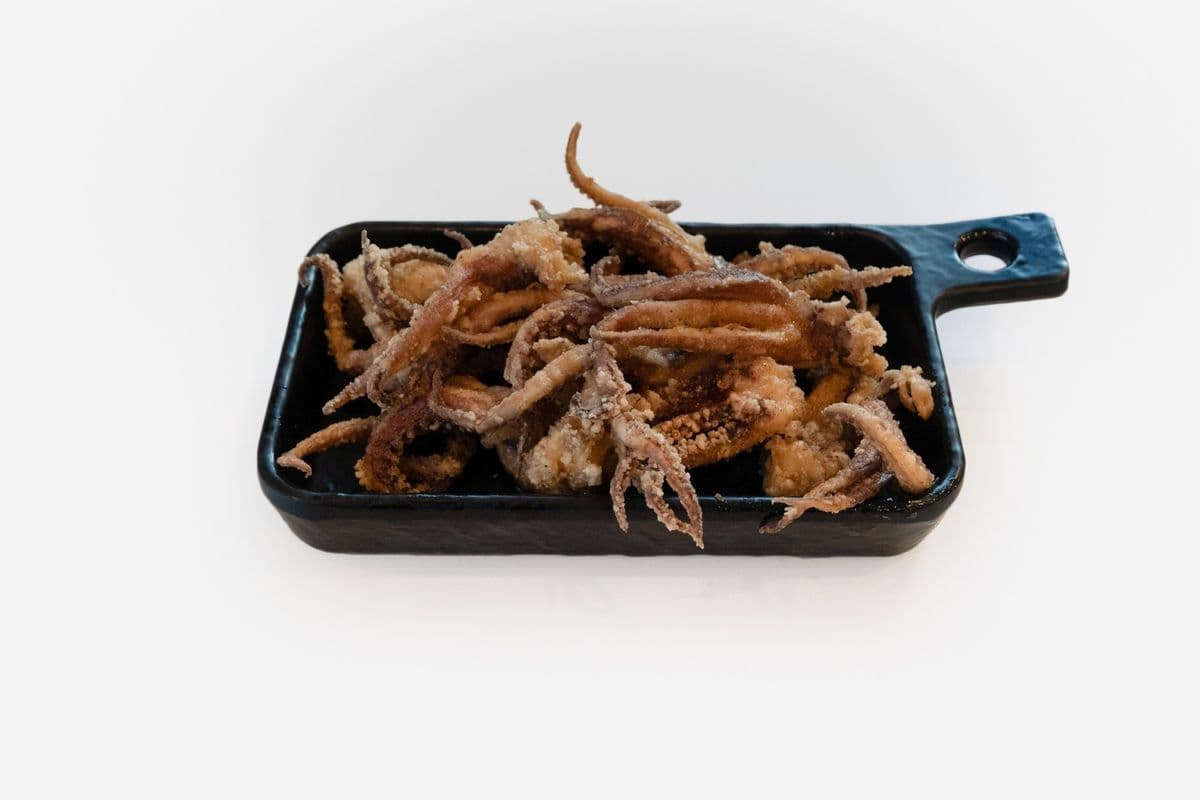 F20. Deep-Fried Squid Tentacles