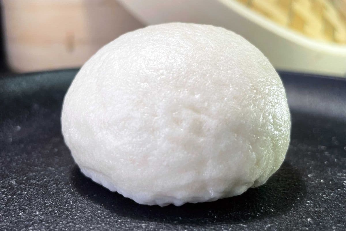 Egg Yolk Cream Bun - 流沙奶黃包