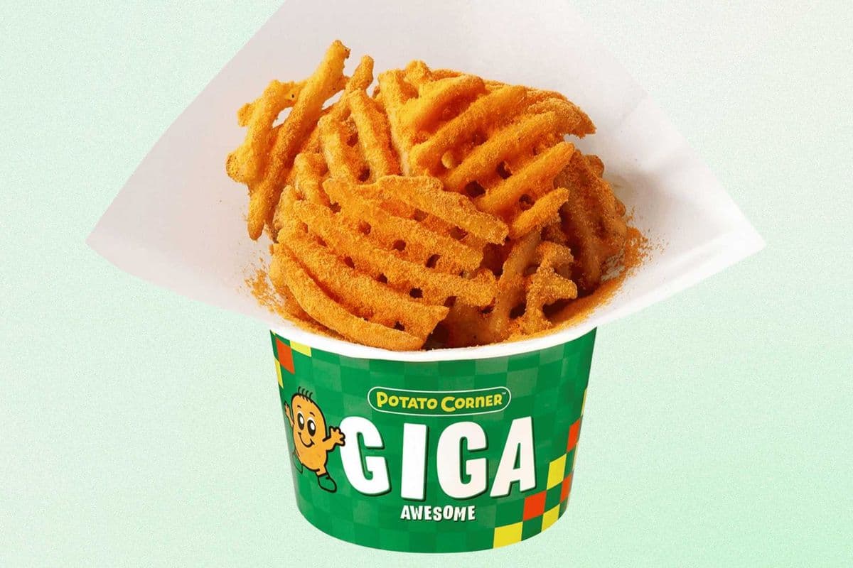 Giga Specialty Fries - Waffle