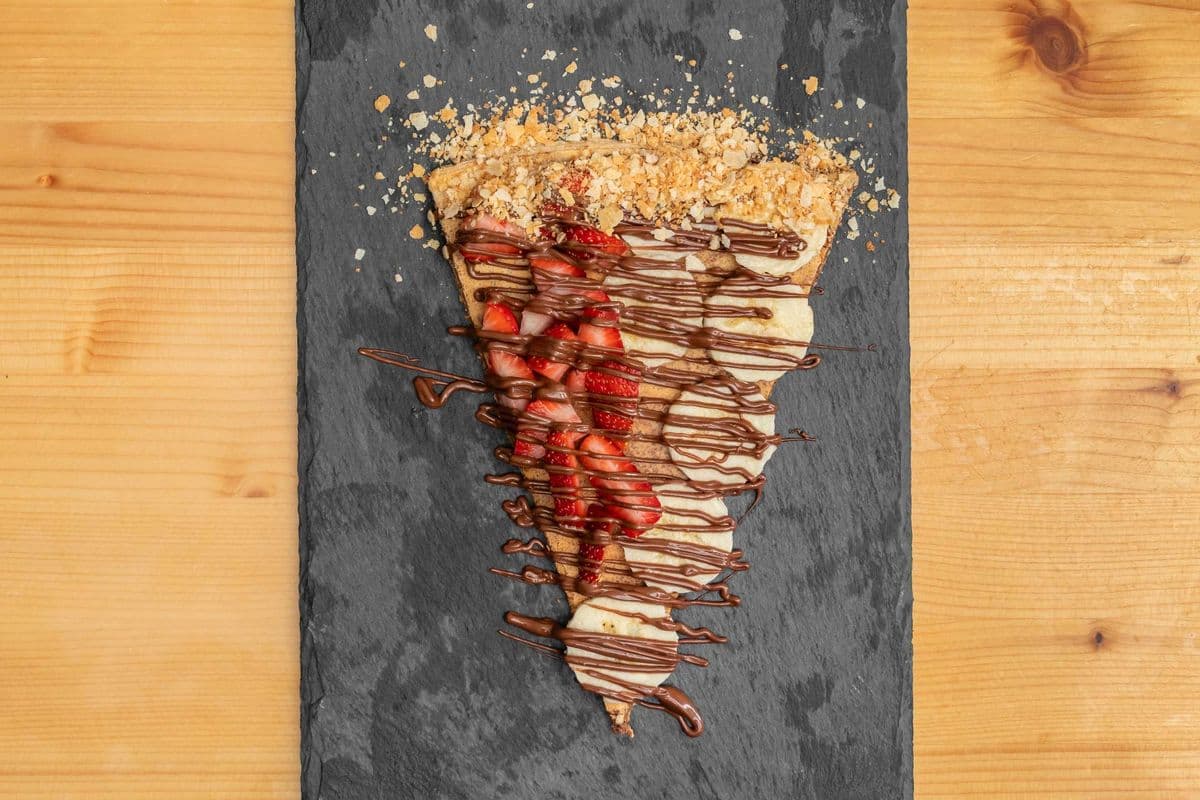 crêpe nutella banane et fraises