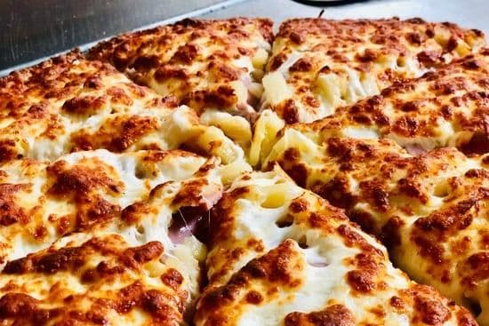 1. Small Ham and Pineapple Pizza