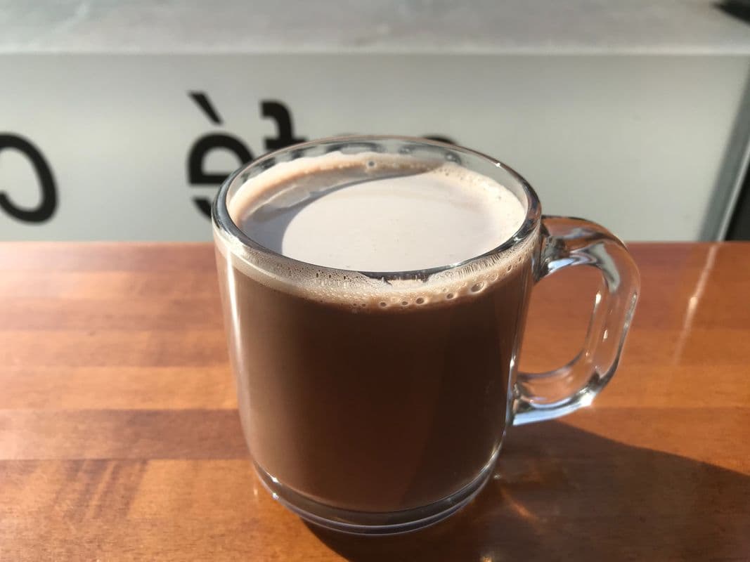 Chocolat chaud / Hot Chocolate (12 oz) (12 oz)