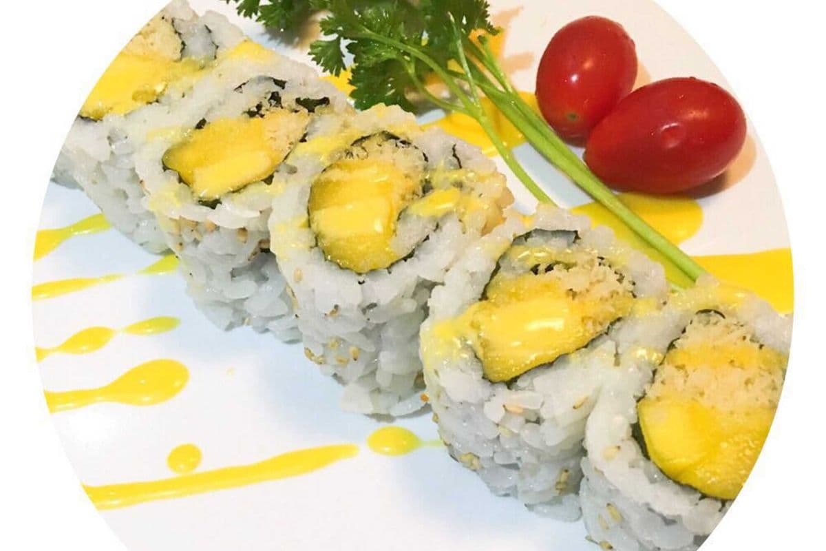 55. Mango Hoso Maki (6 pcs)