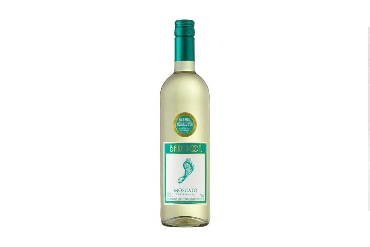 Barefoot Moscato (750ml) (U.S.A) (1 x 750ml)