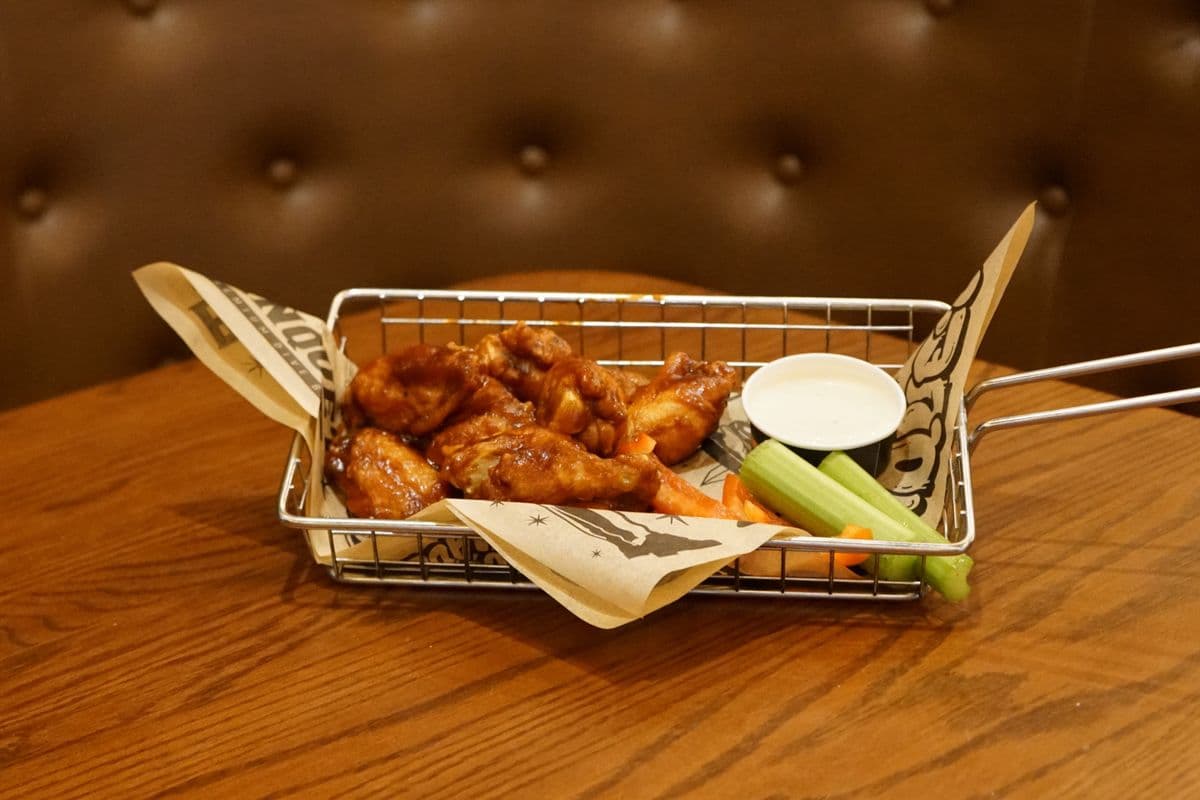 BQT Wings