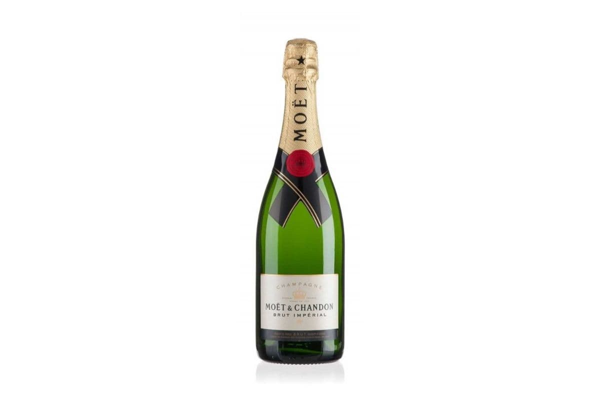 Moet & Chandon Brut Imperial NV Champagne (750ML) (1 x 750ML)