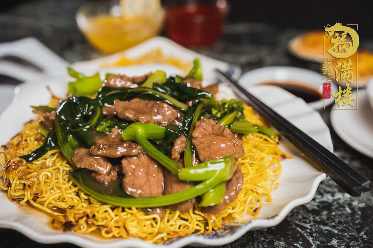 98b. Beef with Chinese Veg Chow Mein