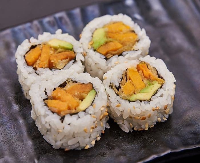 Yam Roll (4 pcs)