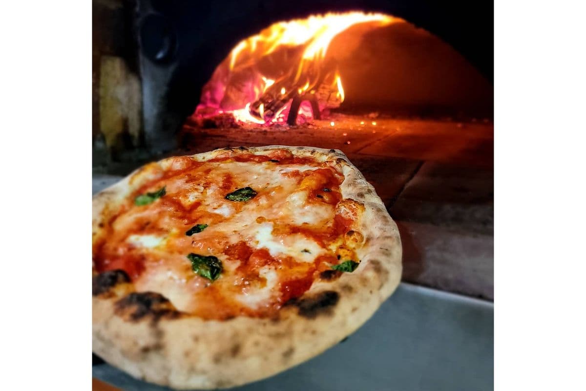 La Regina Margherita Pizza