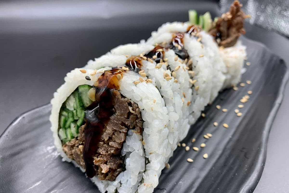 Beef Teriyaki Roll (6 pcs)