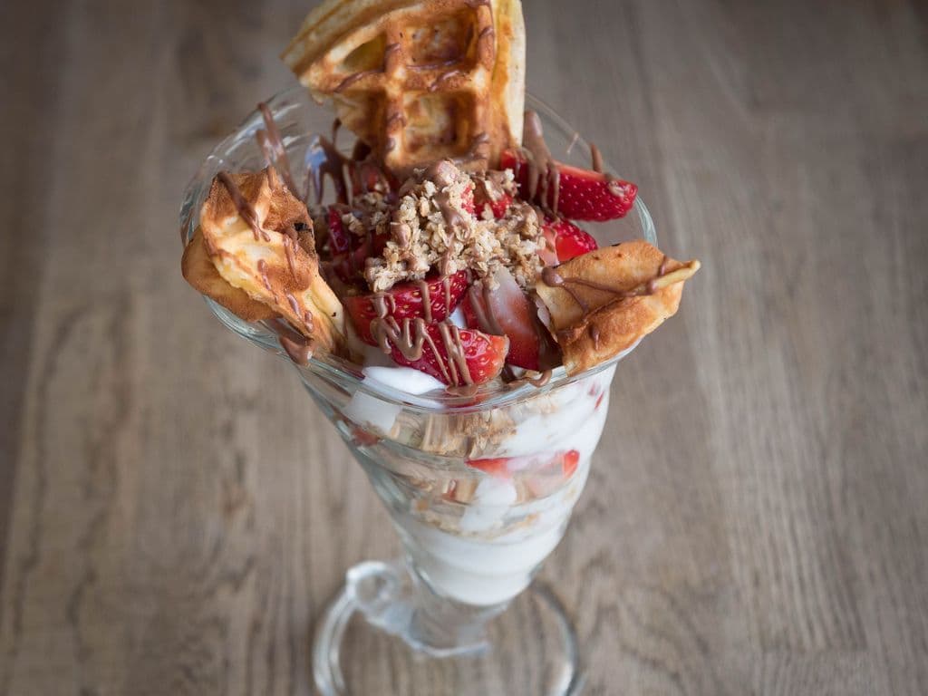 GAUFRE AU GRANOLA / GRANOLA WAFFLE