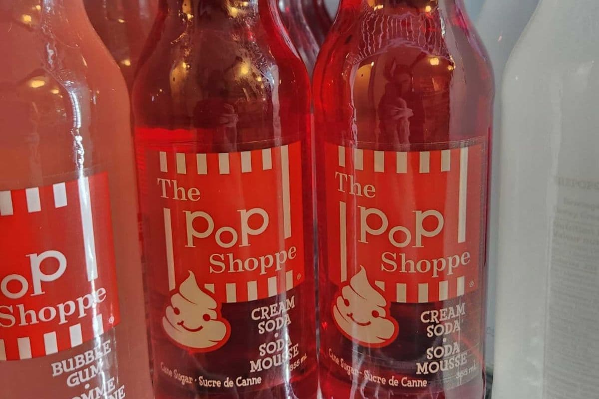 Pop Shoppe Cream Soda (355ml)