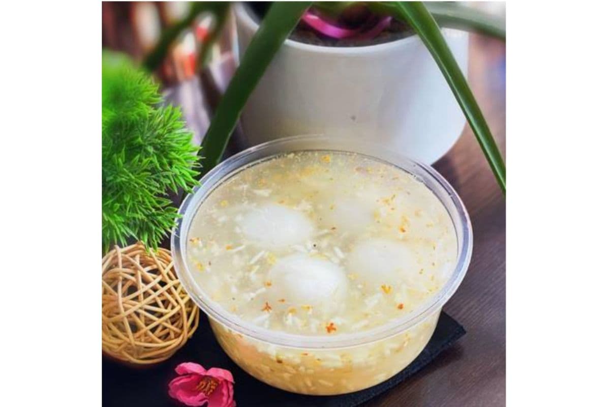 H13. Sweet Rice Wine with Sesame Rice Ball 酒酿黑芝麻汤圓
