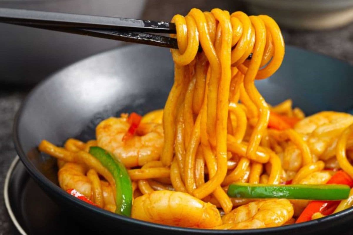 N14. Fried Udon with Seafood