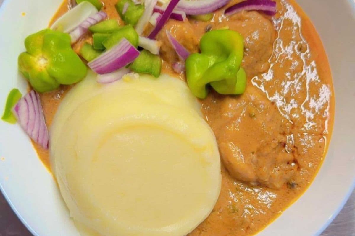 FUFU+ SAUCE D'ARACHIDE