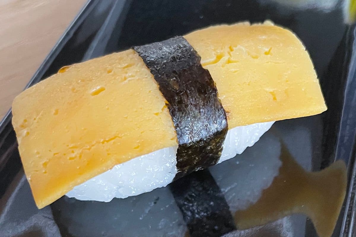 607 Tamago Nigiri (2pcs)