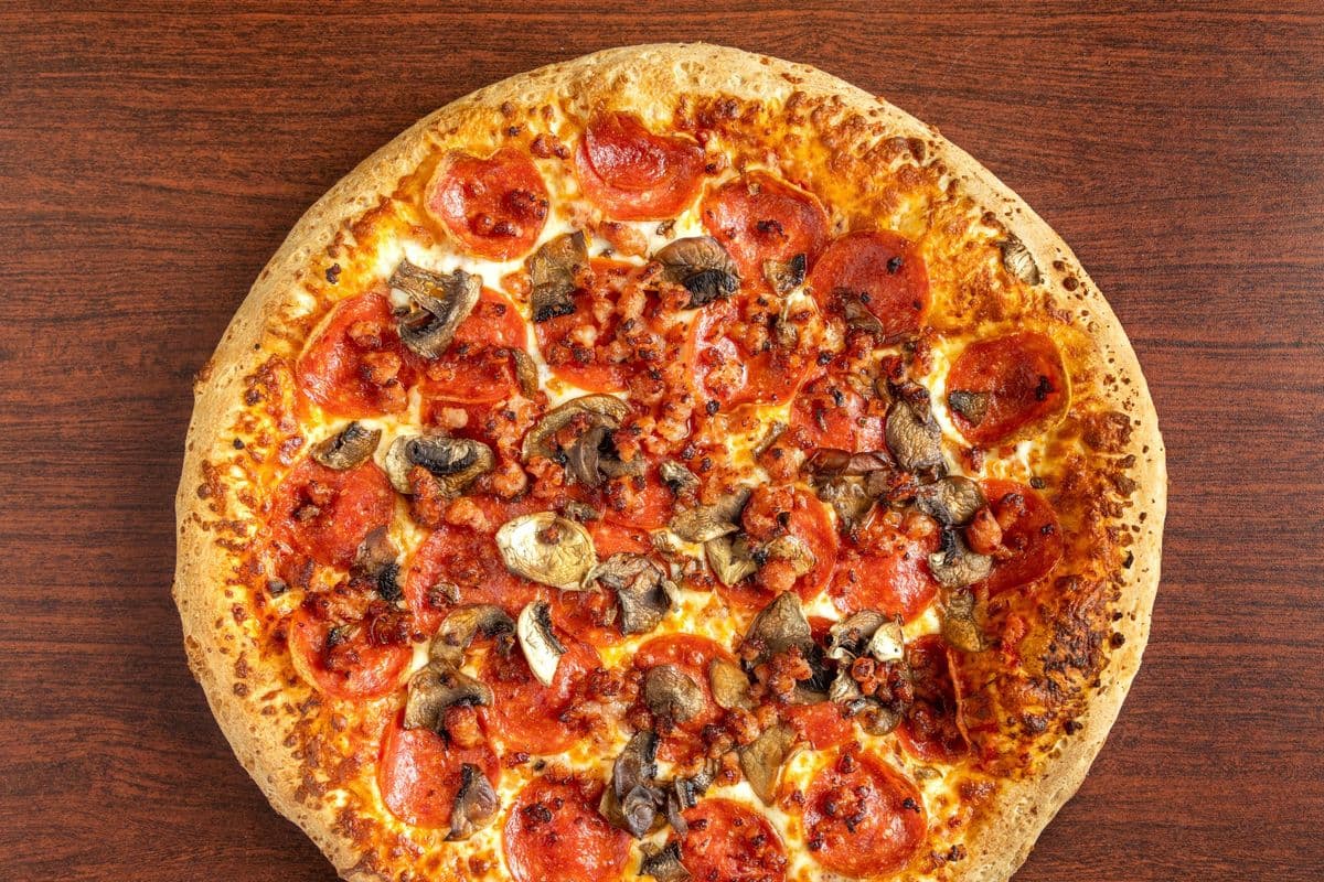 Mega Canadian Pizza