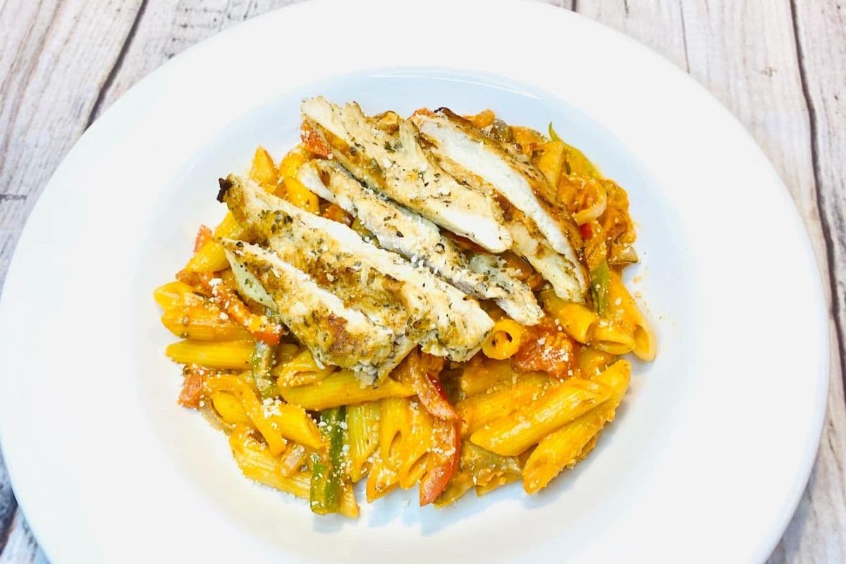 Chicken Primavera Rose