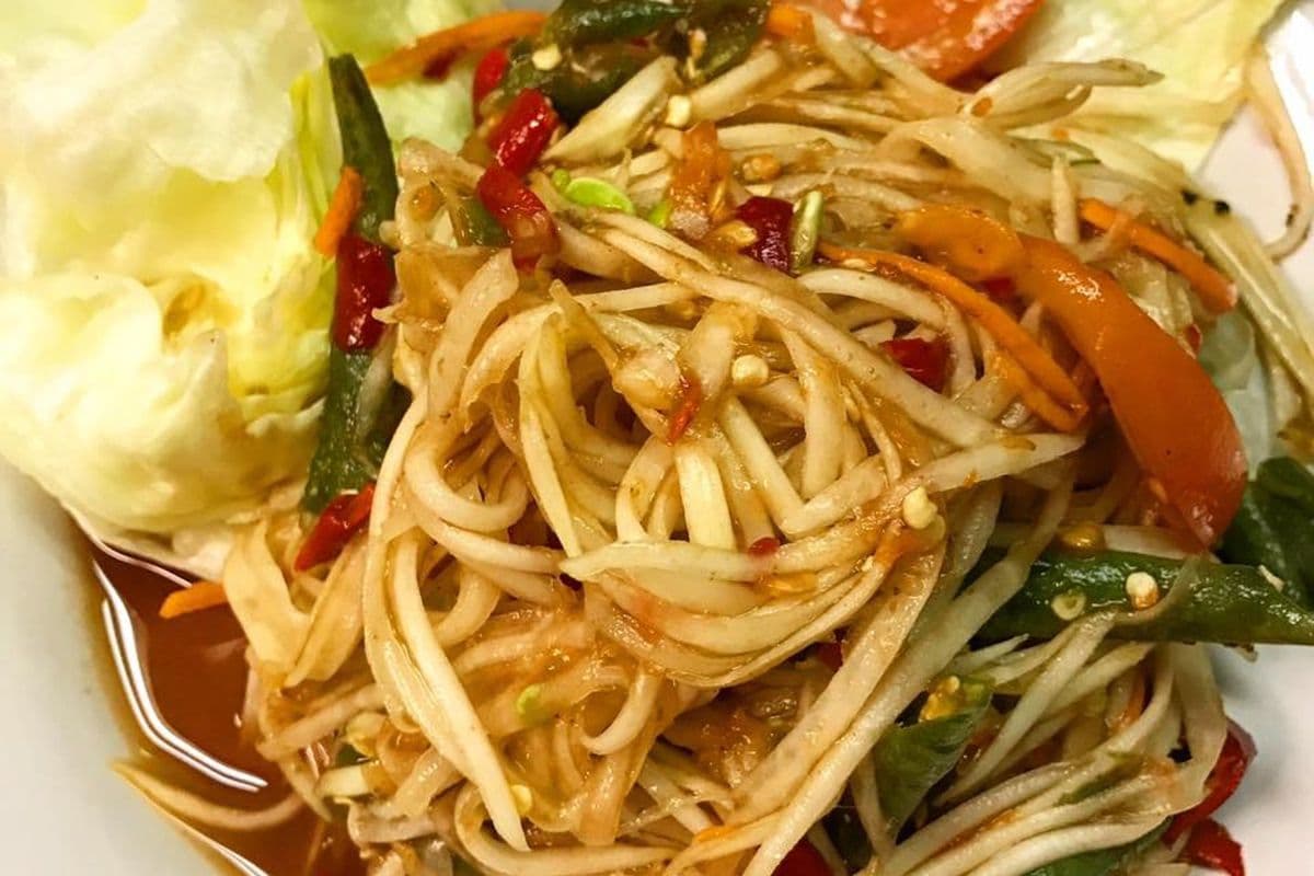 Som Tum (Papaya Salad)
