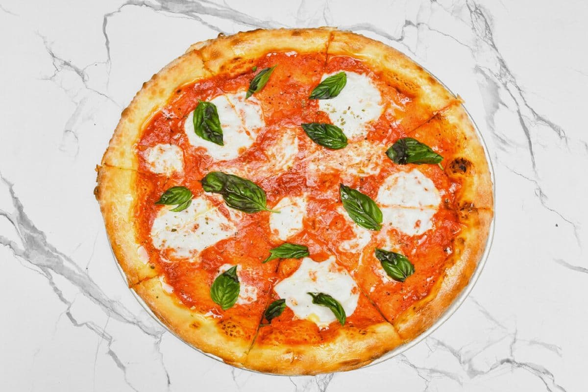16" LARGE EDEN Margherita Pizza