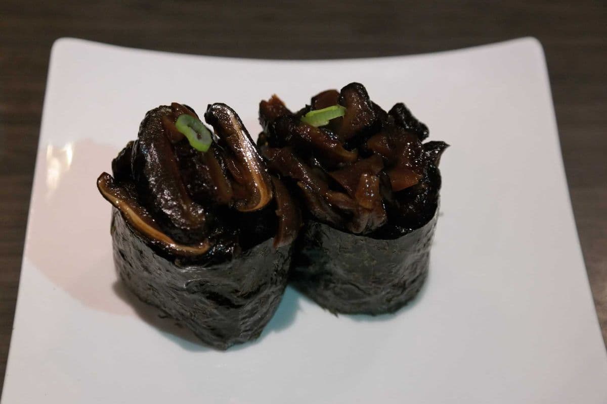 Shiitake (2 pcs)
