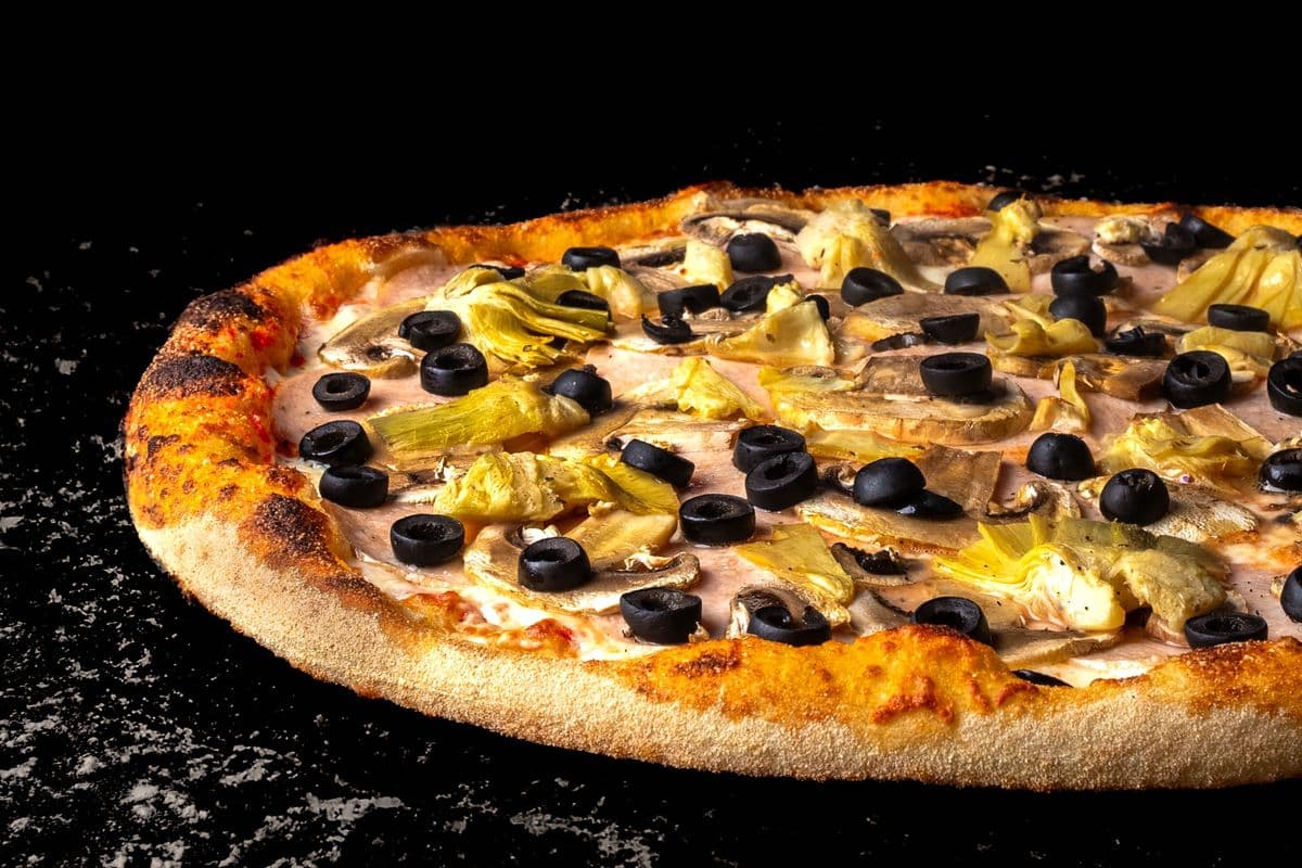 Extra Large Quattro Stagioni Pizza