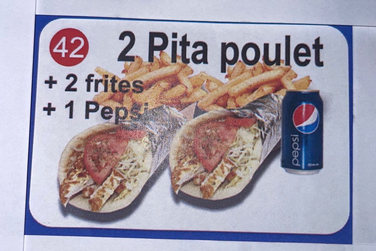 #42 Combo 2 pitas au poulet + 2 frites + 2 Pepsi.