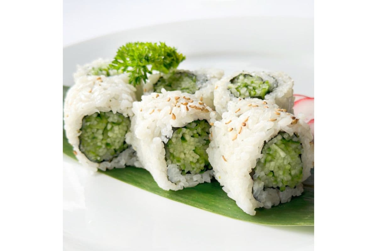 M18 Seaweed Cucumber (6 pcs)