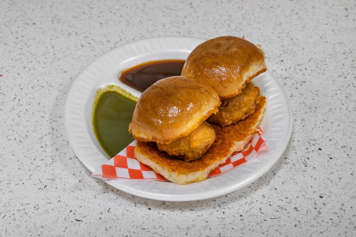 Bombay Vada Pav (2 pcs)