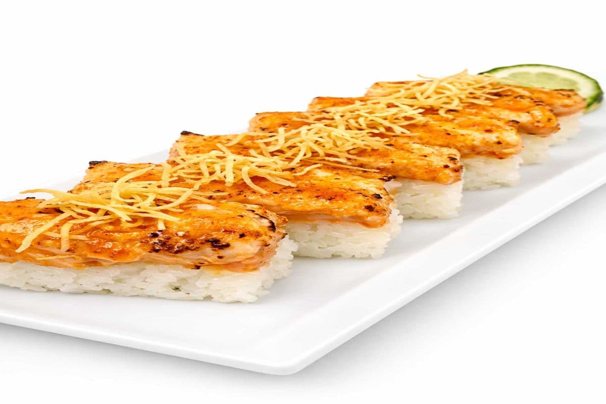 Spicy Tuna Oshi (6 pcs)