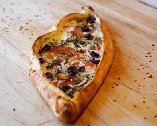 Veggie Pide