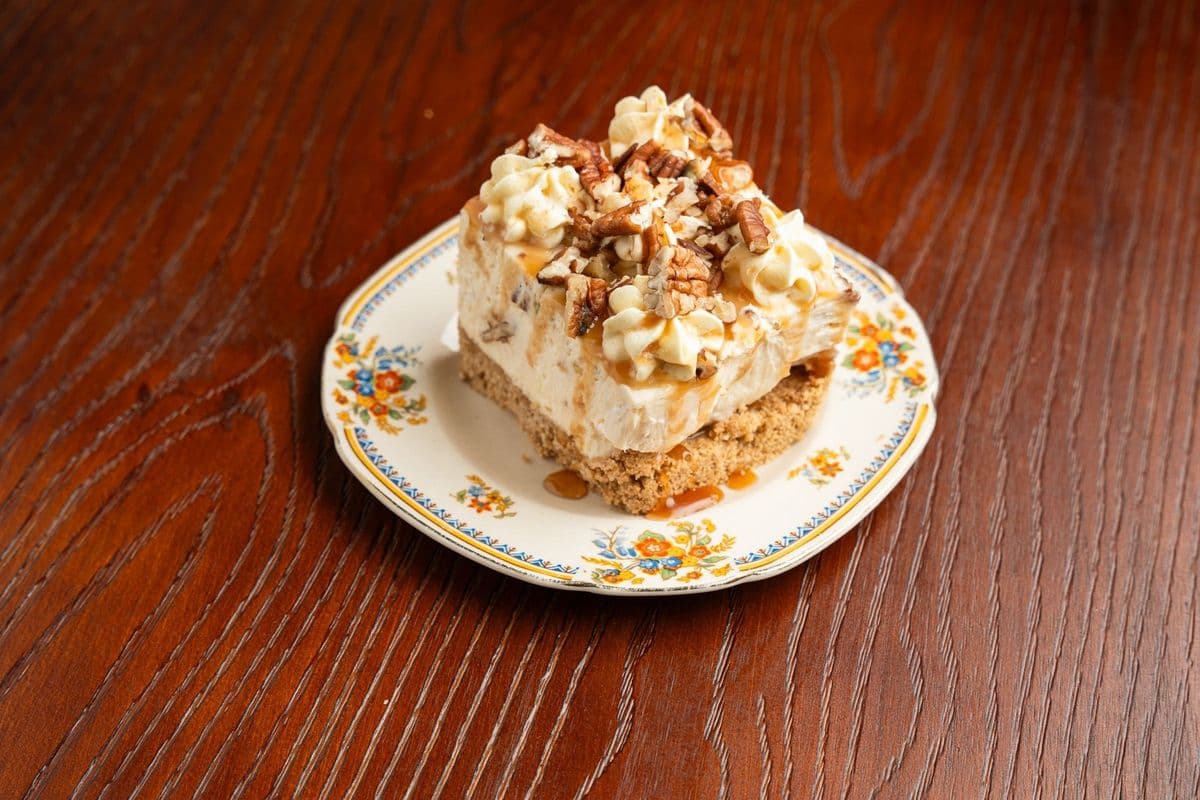 Butter pecan cheesecake
