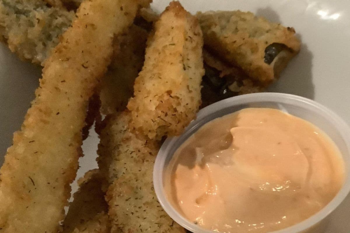 Deep-Fried Pickles with Chipotle Dip