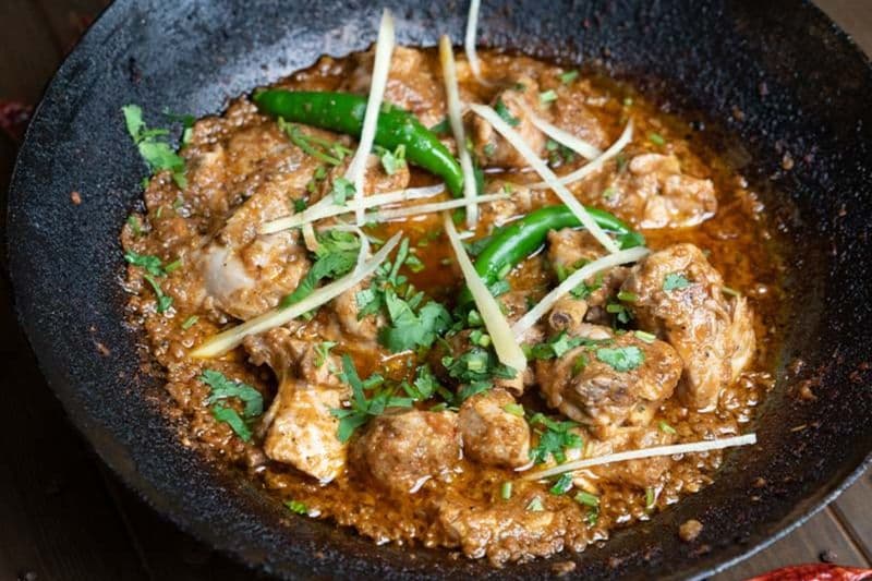Shinwari Chicken Karahi (Bone in Chicken)