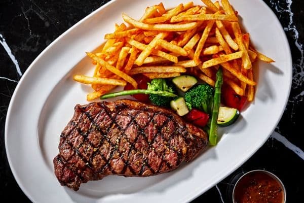 Contre-filet New York (12 oz) / New York Striploin (12 oz)