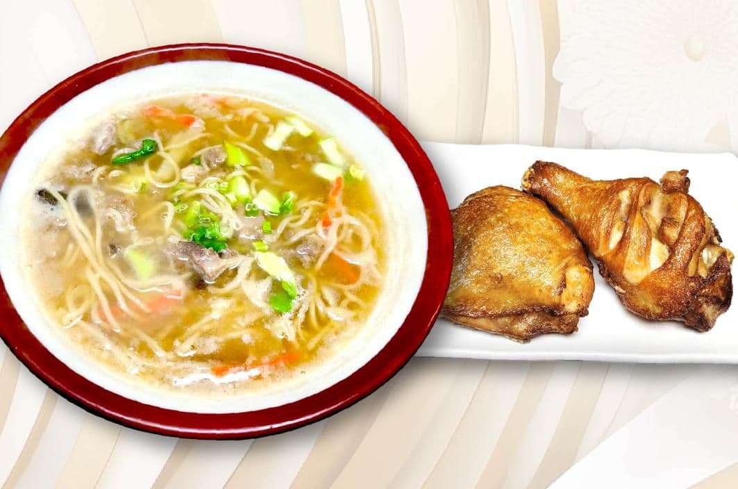 Deep Fried Chicken Leg & Noodle Soup / 雞腿麵