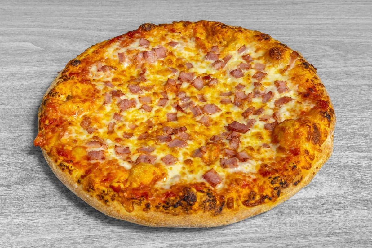 Hawaiian Pizza MEDIUM
