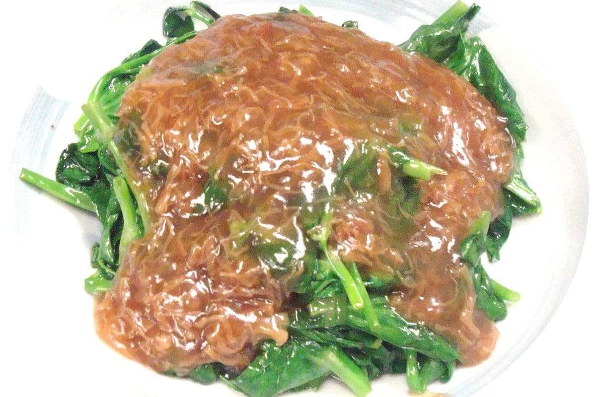 114. Snow Pea Leaves and Dried Scallop with Oyster Sauce 干瑶柱扒豆苗