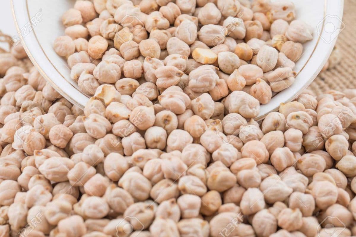 KABULI CHANNA (2 LB)