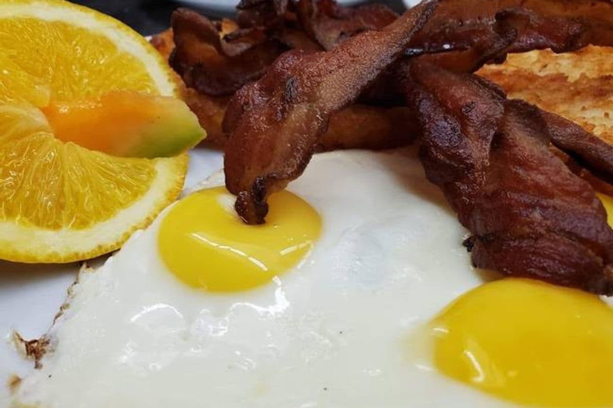 3 Eggs Any Style with Bacon (4 pcs)
