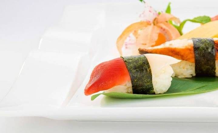 Surf clam Sushi
