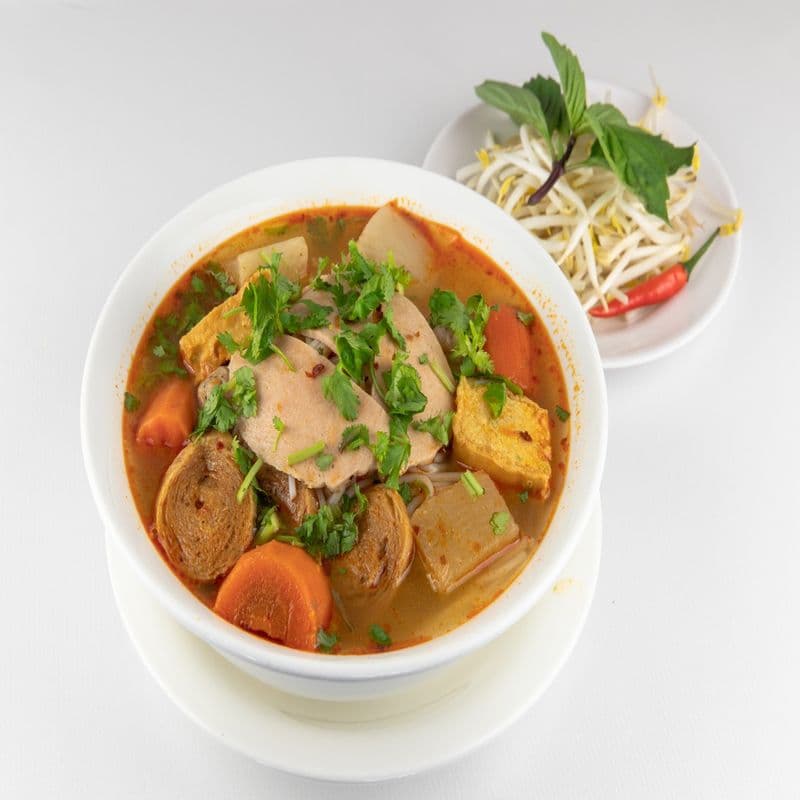 47. Bun Bo Hue Chay