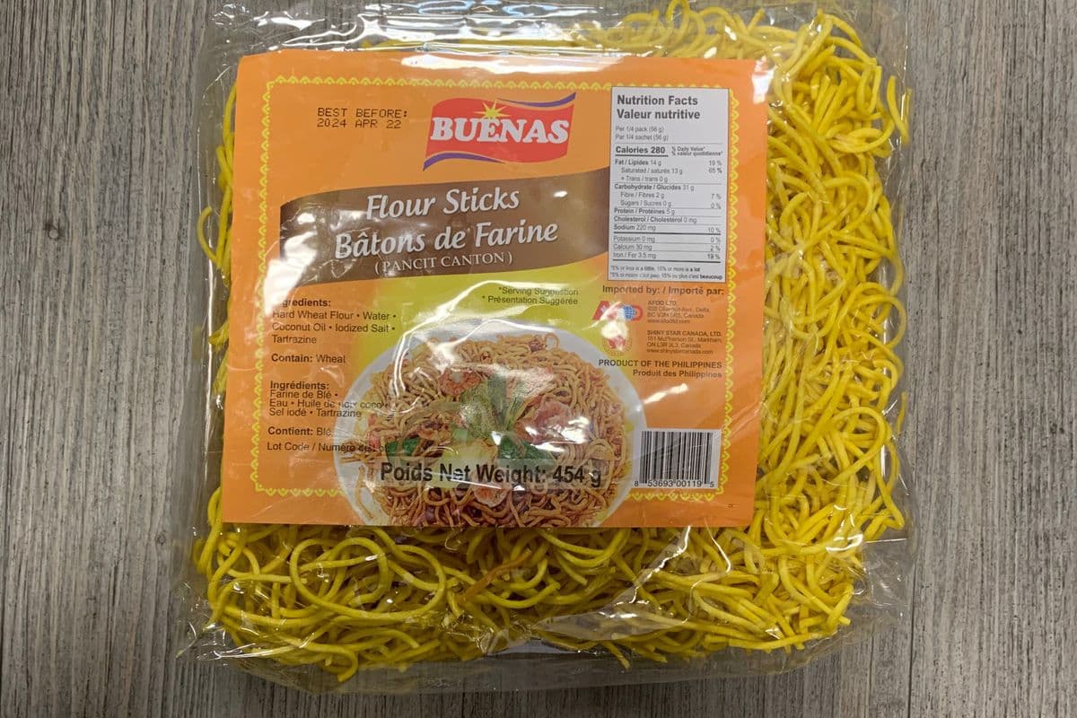 Buenas Pancit Canton Noodles (454 g)
