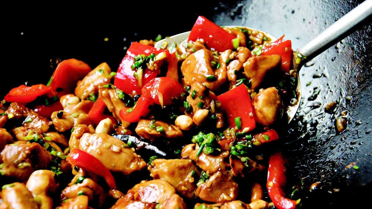 Curry Jerk Chicken on Rice (Halal)