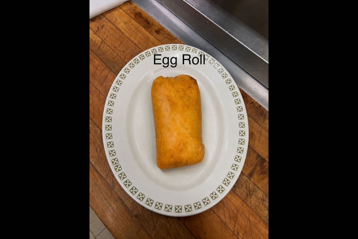 Egg Roll (1 pc)